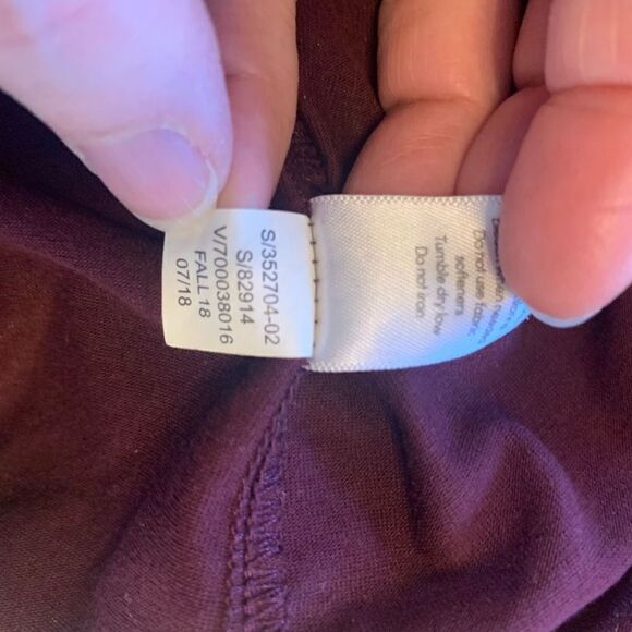 Athleta Women's Encore Plum Crewneck Athletic Tee Top Size M - Picture 9 of 11